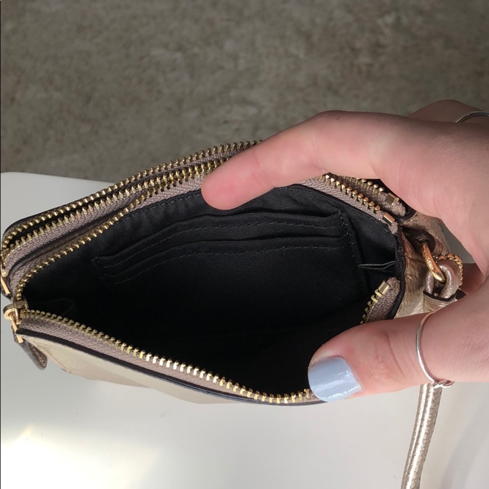 Coach wristlet - Picture 3 of 4